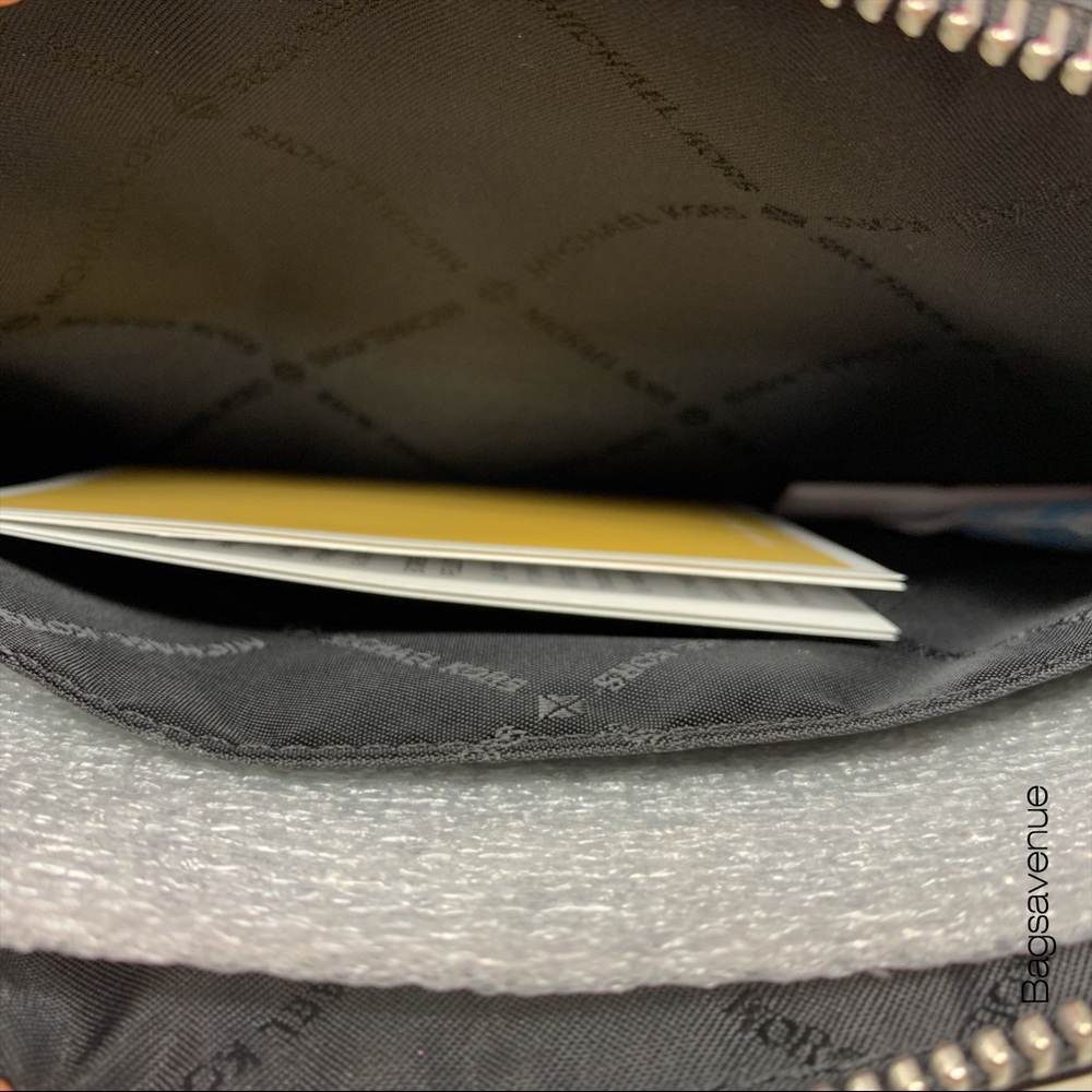 Michael Kors nouveau novelty black XL clutch motif - Picture 5 of 5